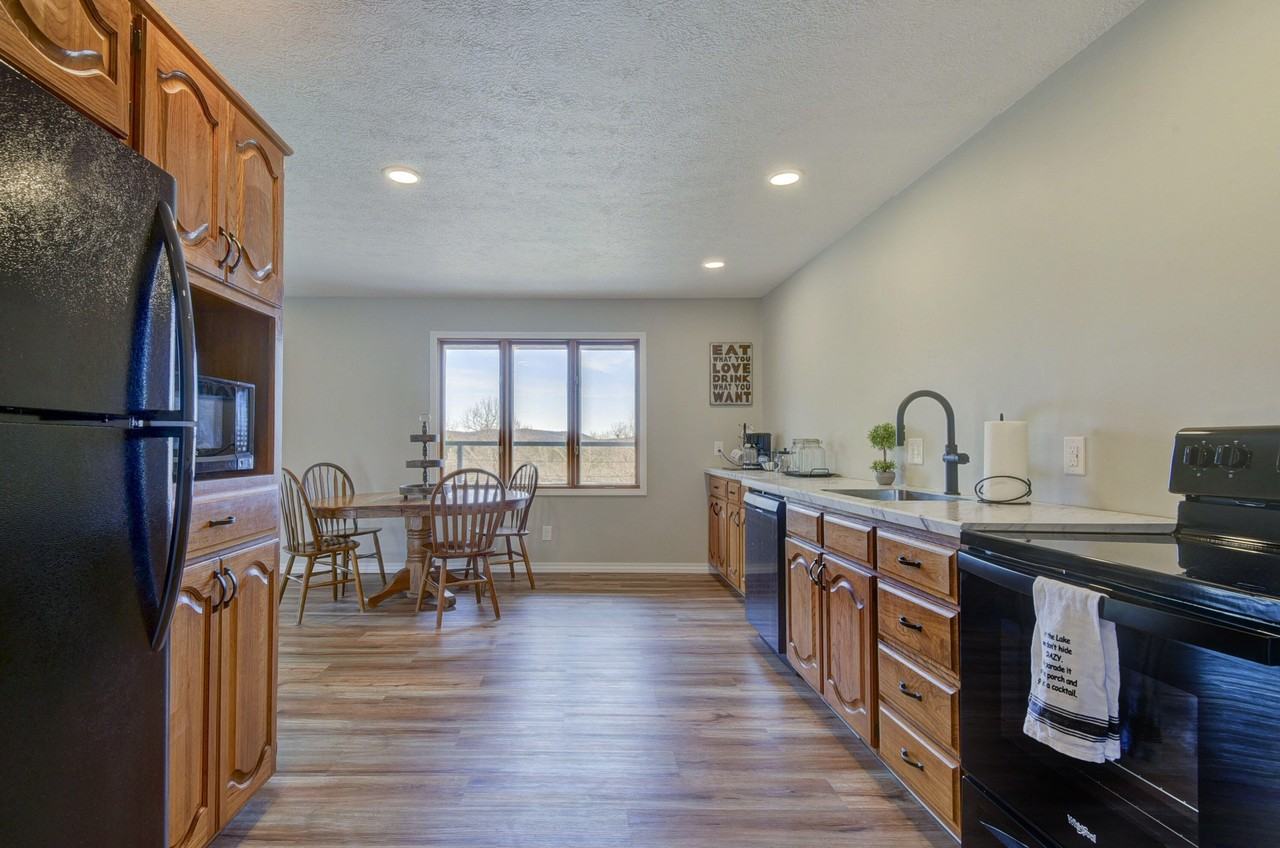 350 Campbell Point Rd #1 - Photo 6 of 18