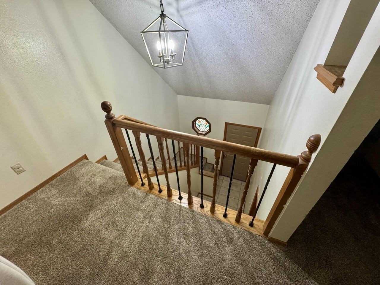 1313 E 12th St - Photo 4 of 16