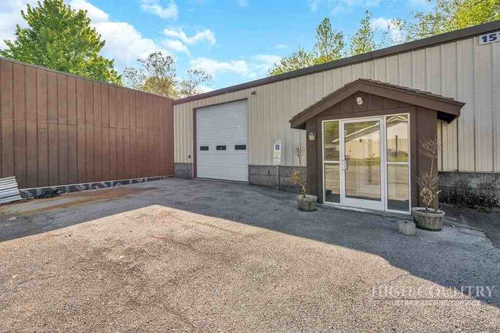 151 H O Aldridge Rd - Photo 2 of 26