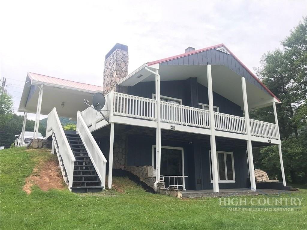 1424 Bald Mountain Rd - Photo 2 of 15