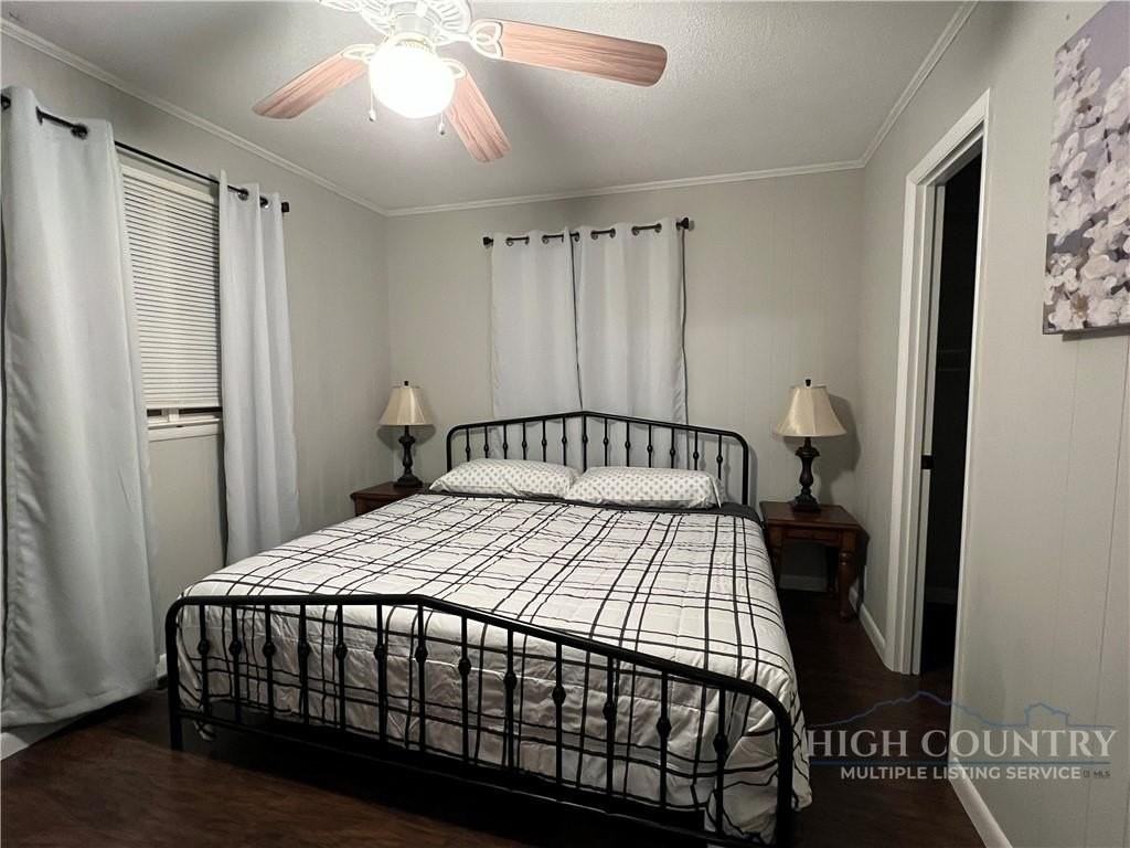 1424 Bald Mountain Rd - Photo 6 of 15