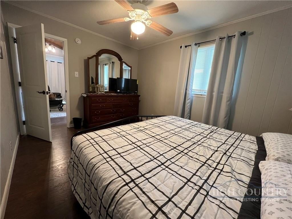 1424 Bald Mountain Rd - Photo 7 of 15