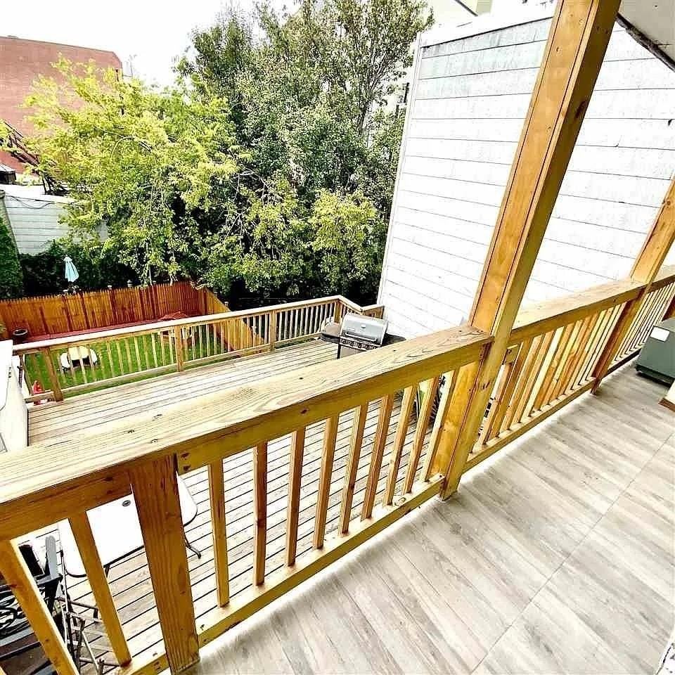123 Brunswick St #2 - Photo 4 of 12