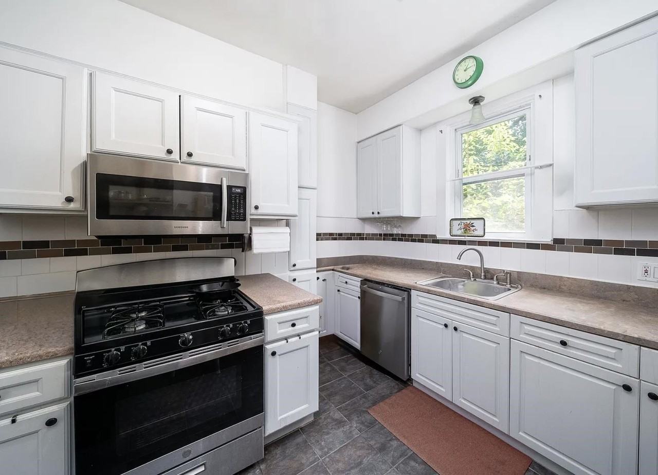 203 Bowers St #1 - Photo 2 of 12