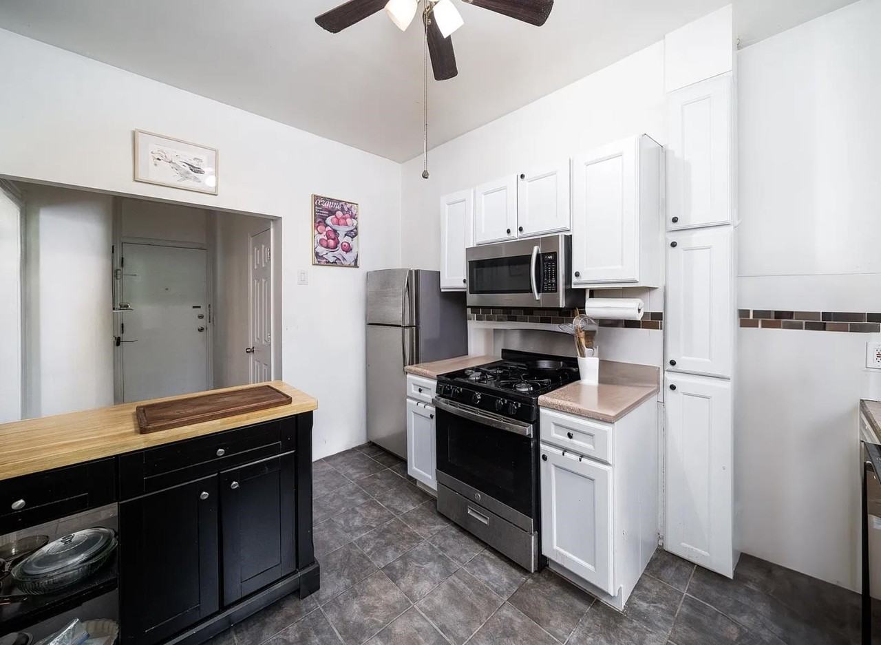 203 Bowers St #1 - Photo 4 of 12