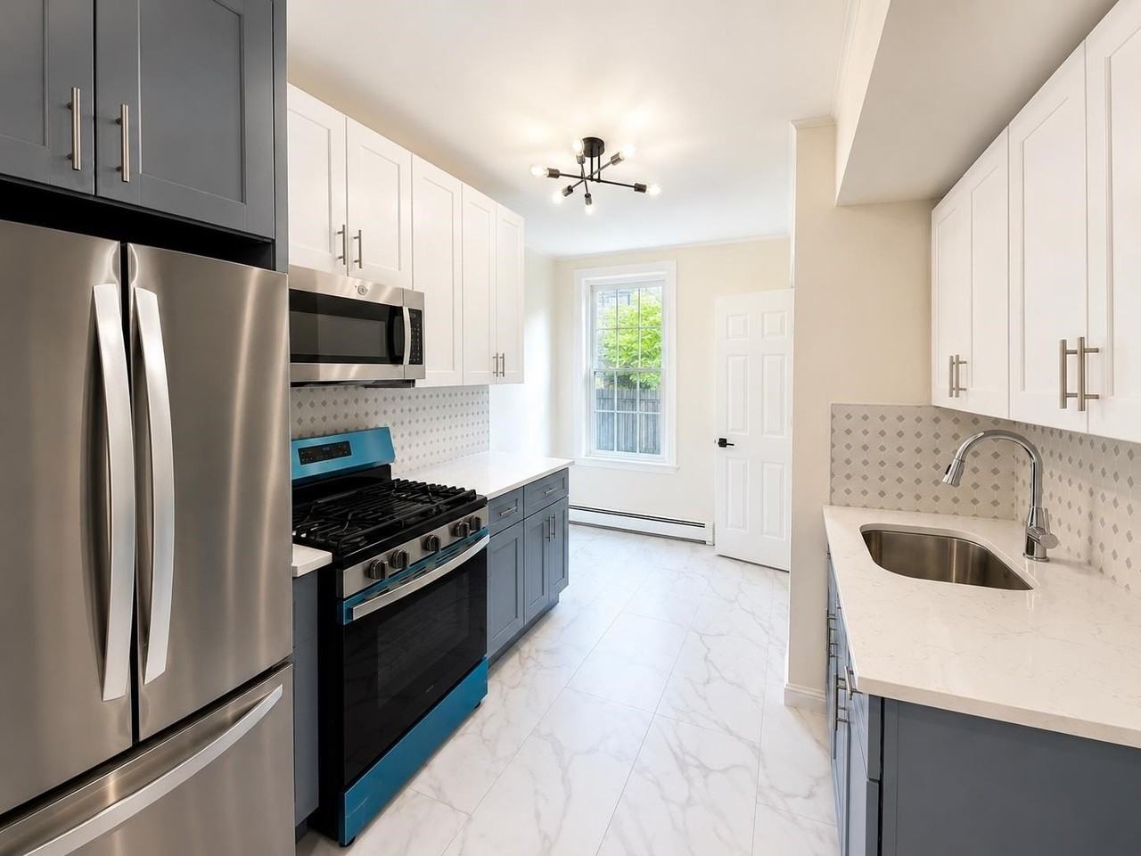 121 41st St #1 - Photo 2 of 13