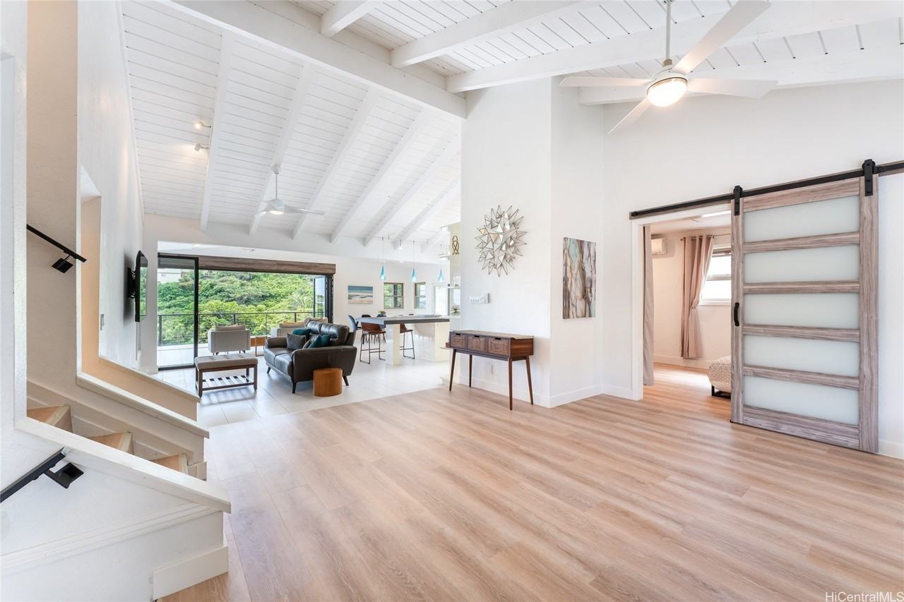 1129 Kamookoa Pl - Photo 2 of 25