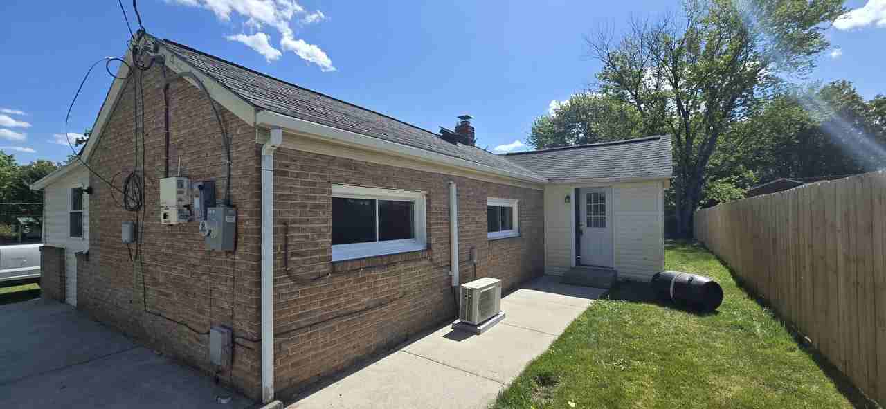 7114 South Dr #1 - Photo 3 of 35