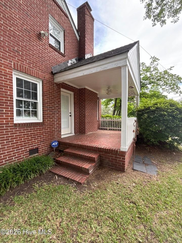 115 Jean Cir - Photo 2 of 17