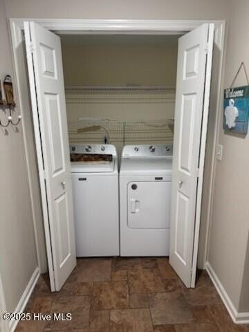 3030 Marsh Winds Cir #102 - Photo 3 of 18