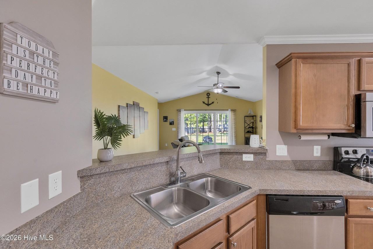 117 Oyster Landing Dr - Photo 6 of 20