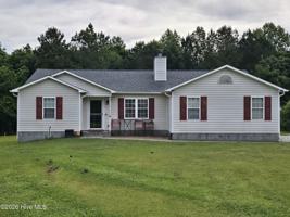 featured image of 204 Winterberry Ct