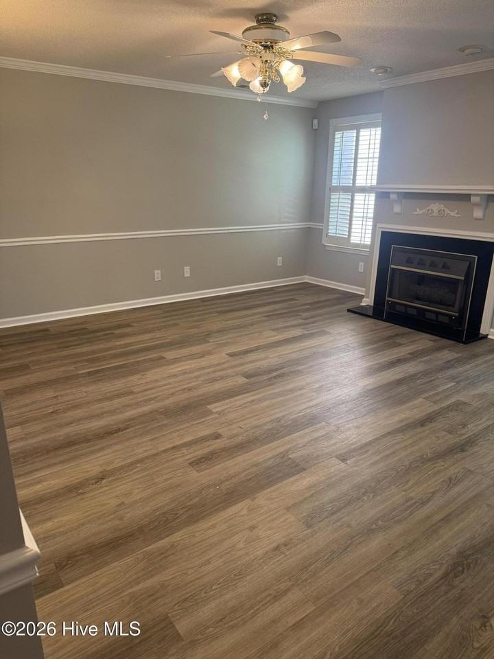 2806 Mulberry Ln - Photo 5 of 16