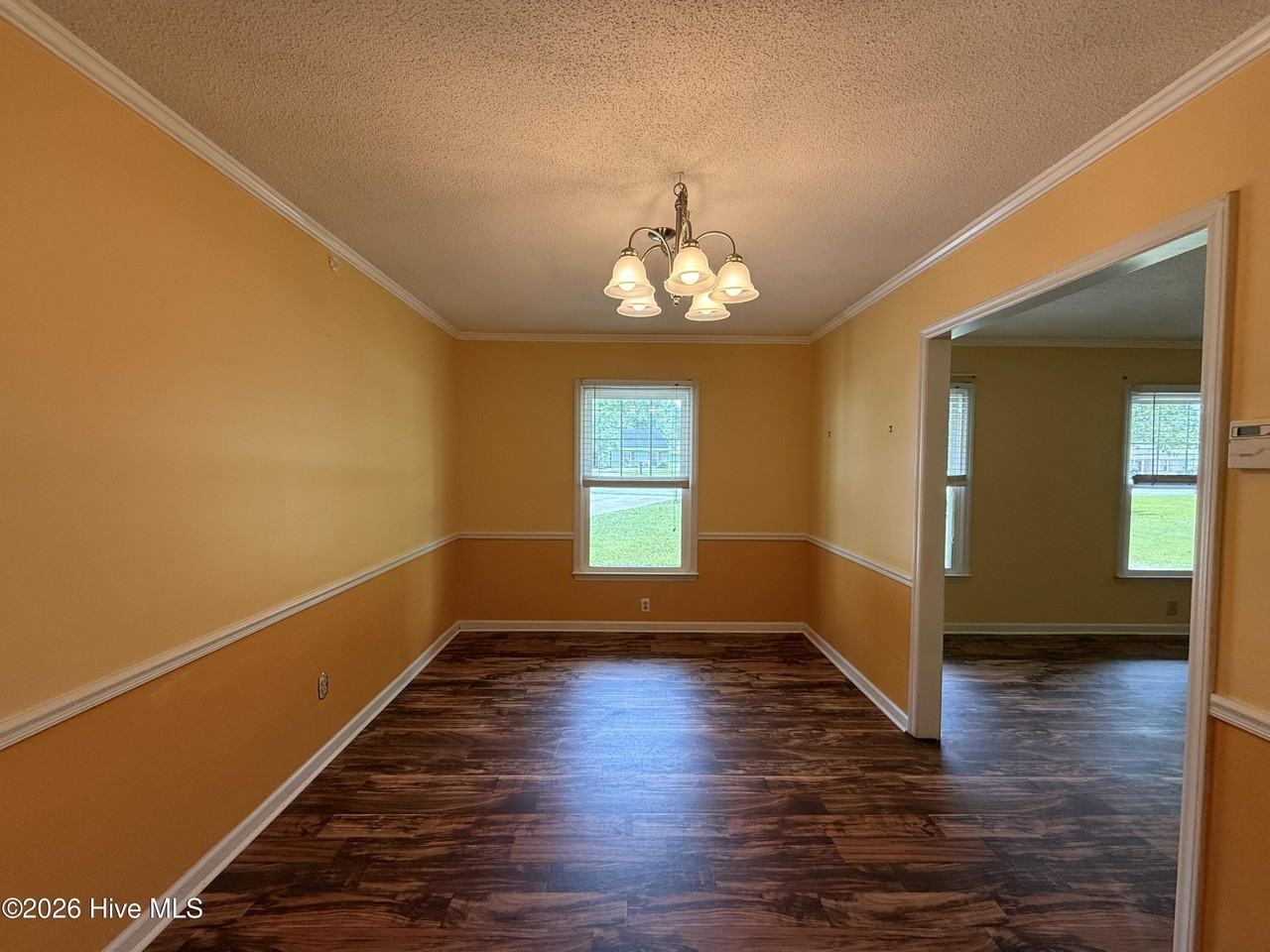 111 Old Post Ct - Photo 4 of 27