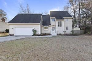 featured image of 221 Drake Lndg