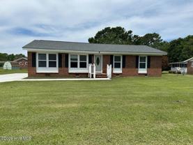 6 Sandra Ln - Photo 1 of 1