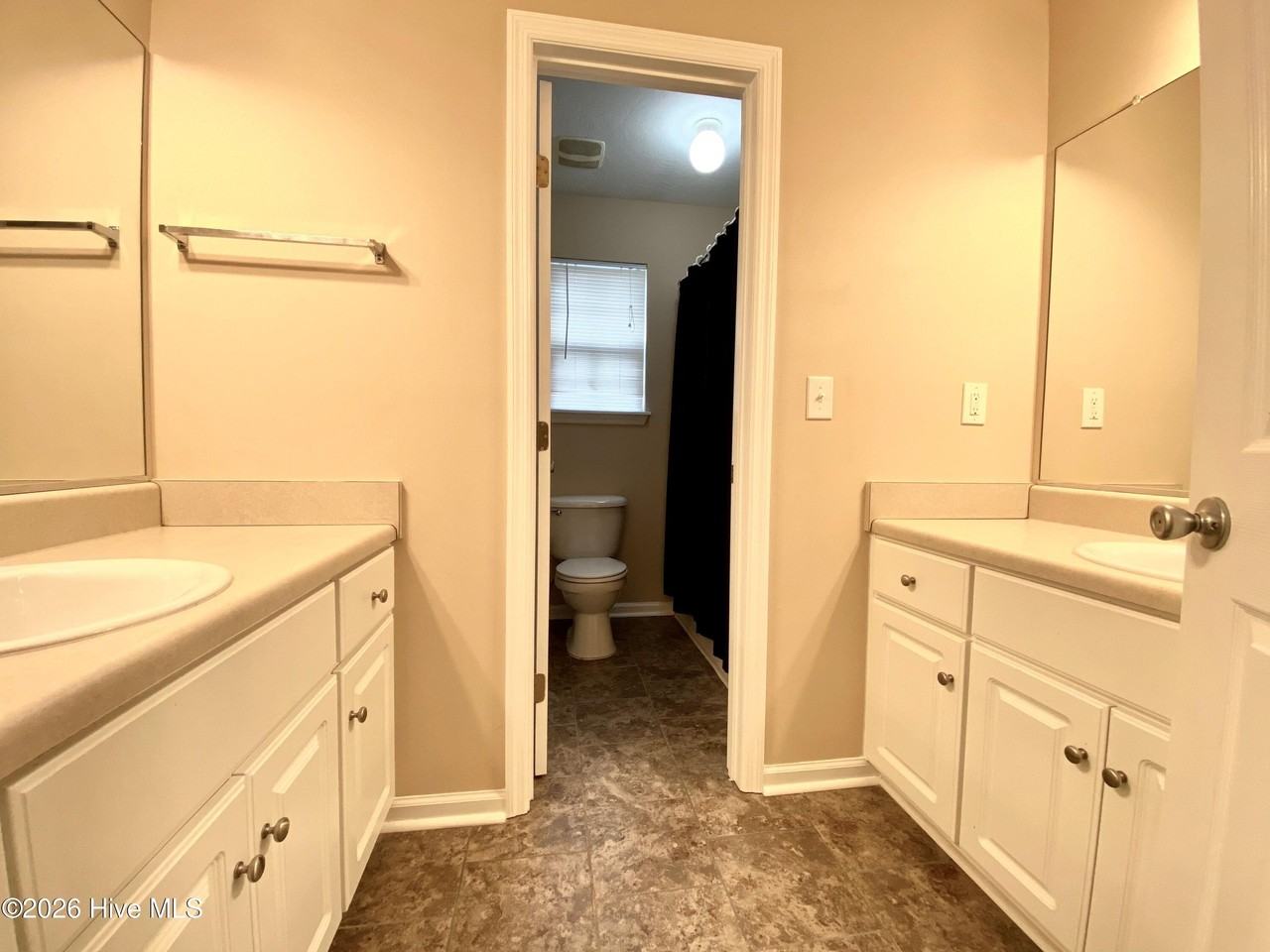 4489 Country Glen Cir - Photo 6 of 10