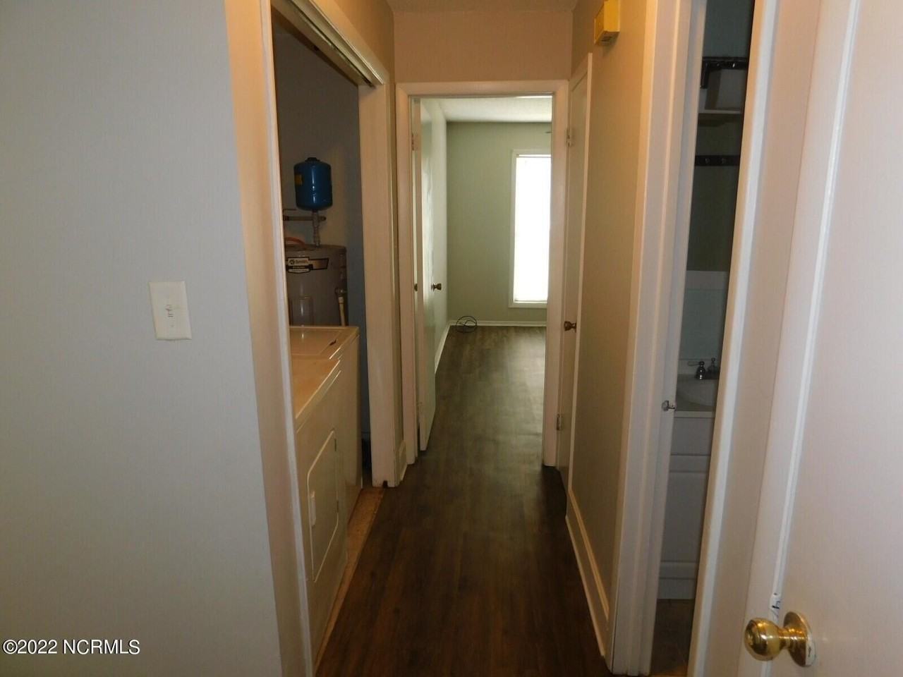 226 Webb Blvd - Photo 5 of 13