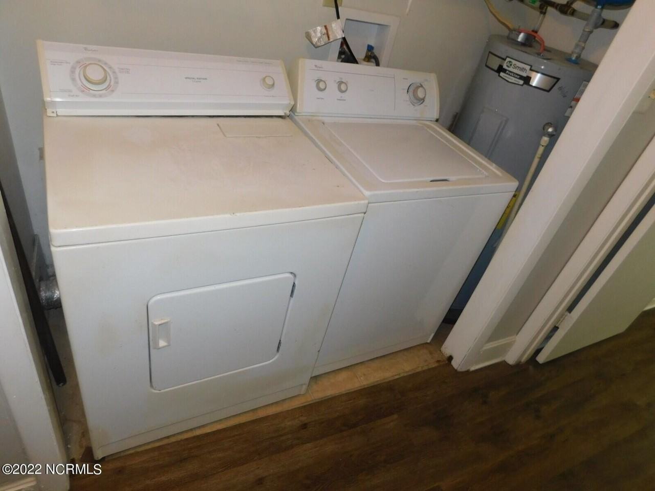 226 Webb Blvd - Photo 6 of 13