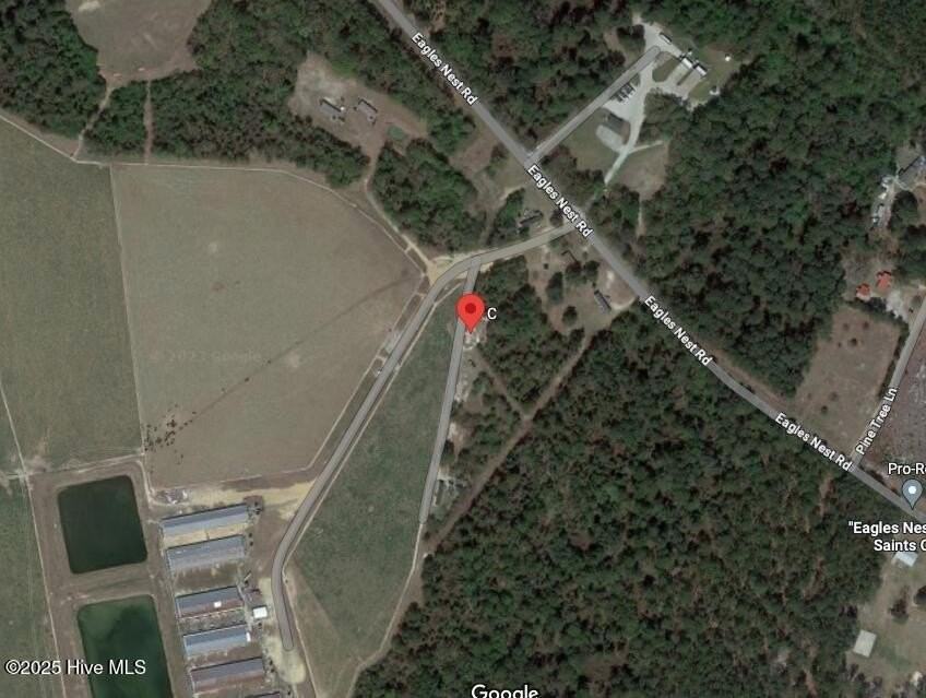 882 Eagles Nest Rd #C - Photo 3 of 3