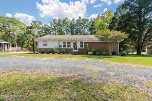 1708 N Poplar St - Photo 1 of 1
