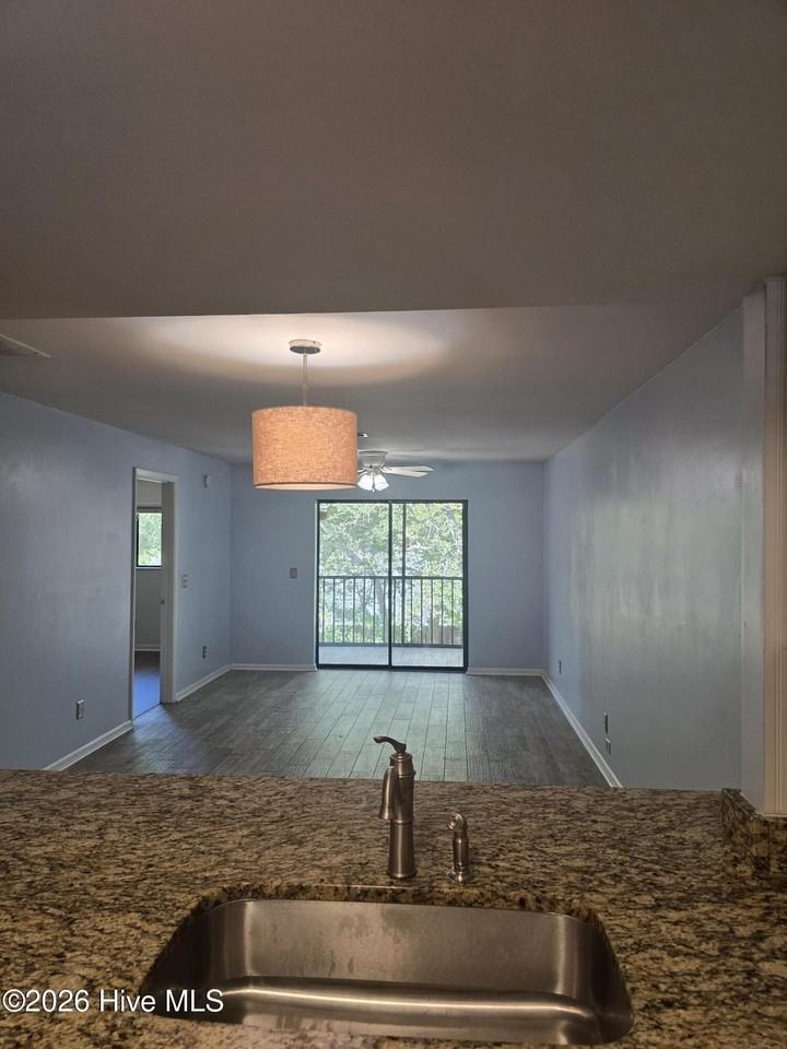 4403 Holly Tree Rd - Photo 5 of 10