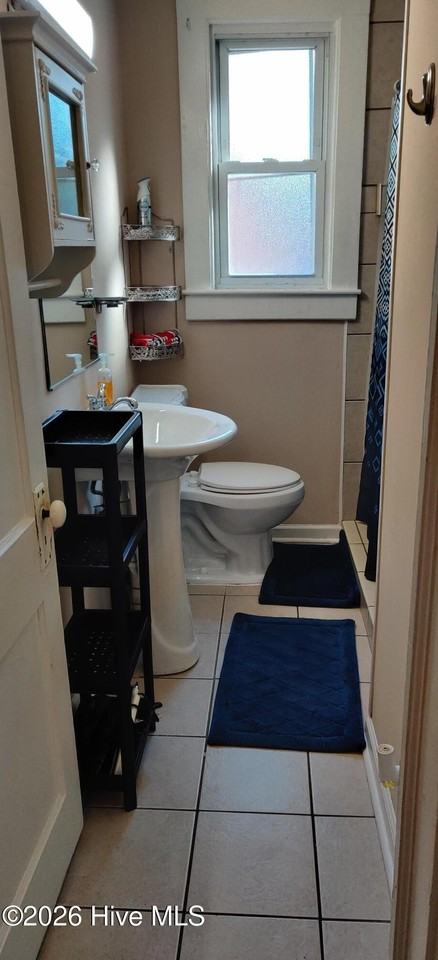 1105 Merry St - Photo 6 of 13
