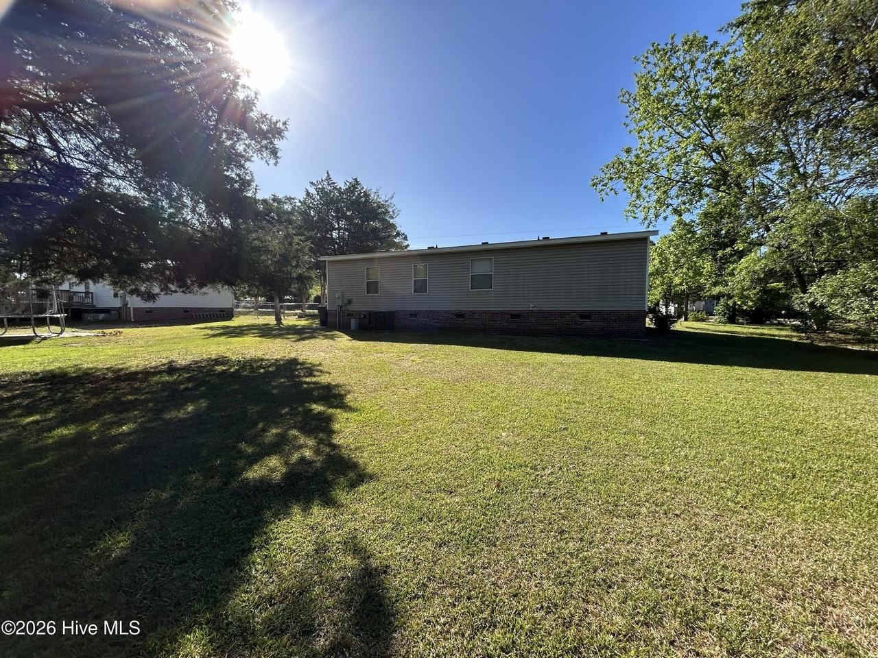 1386 Cherrytree Rd Ne - Photo 2 of 22