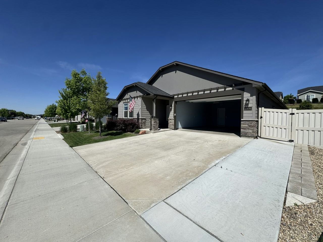 10496 West Daylily Court - Photo 2 of 26