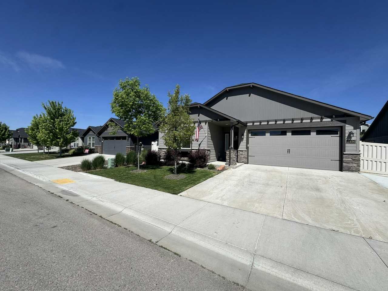10496 West Daylily Court - Photo 3 of 26