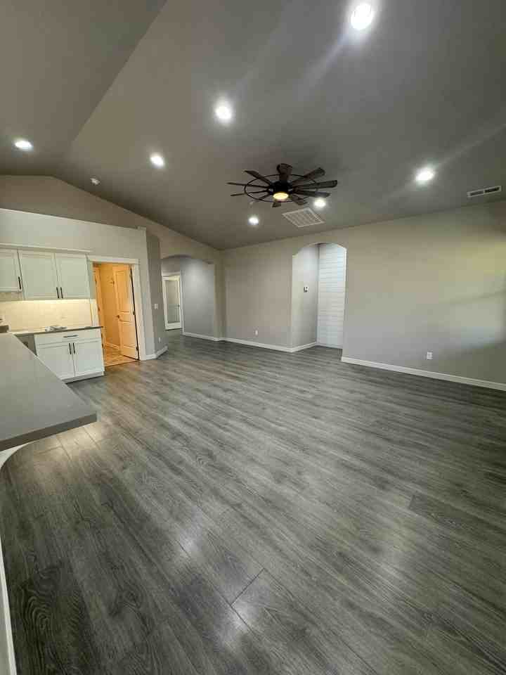 10496 West Daylily Court - Photo 6 of 26