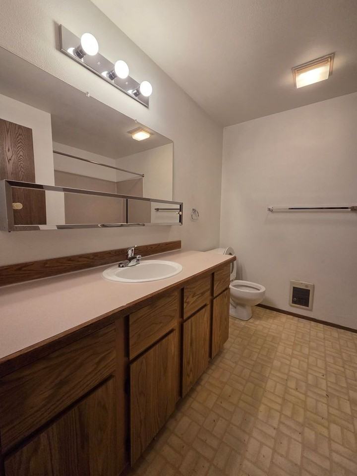 Viking Vista - Photo 7 of 50