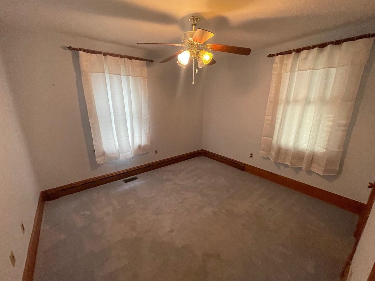 979 Jacob Burner Dr - Photo 3 of 19