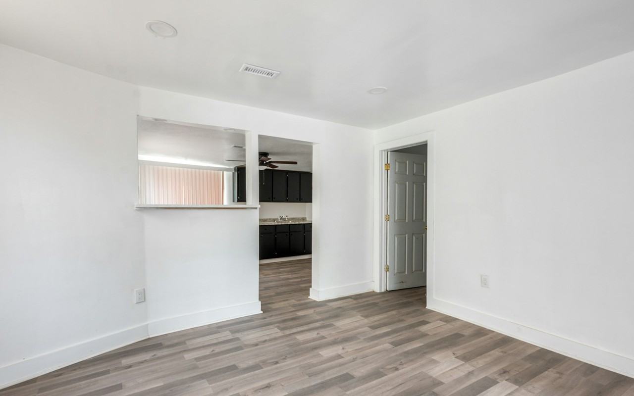 1361 East 45th Street, Unit A - Photo 6 of 18