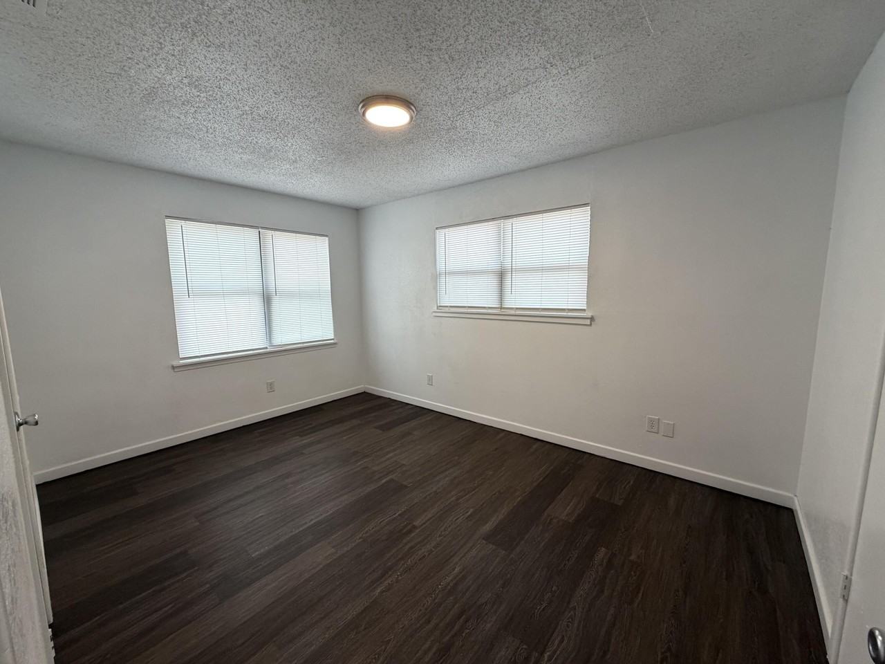 4510 35th St #A - Photo 5 of 10