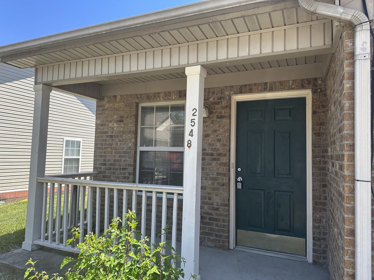 2548 Danielle Ln - Photo 2 of 12