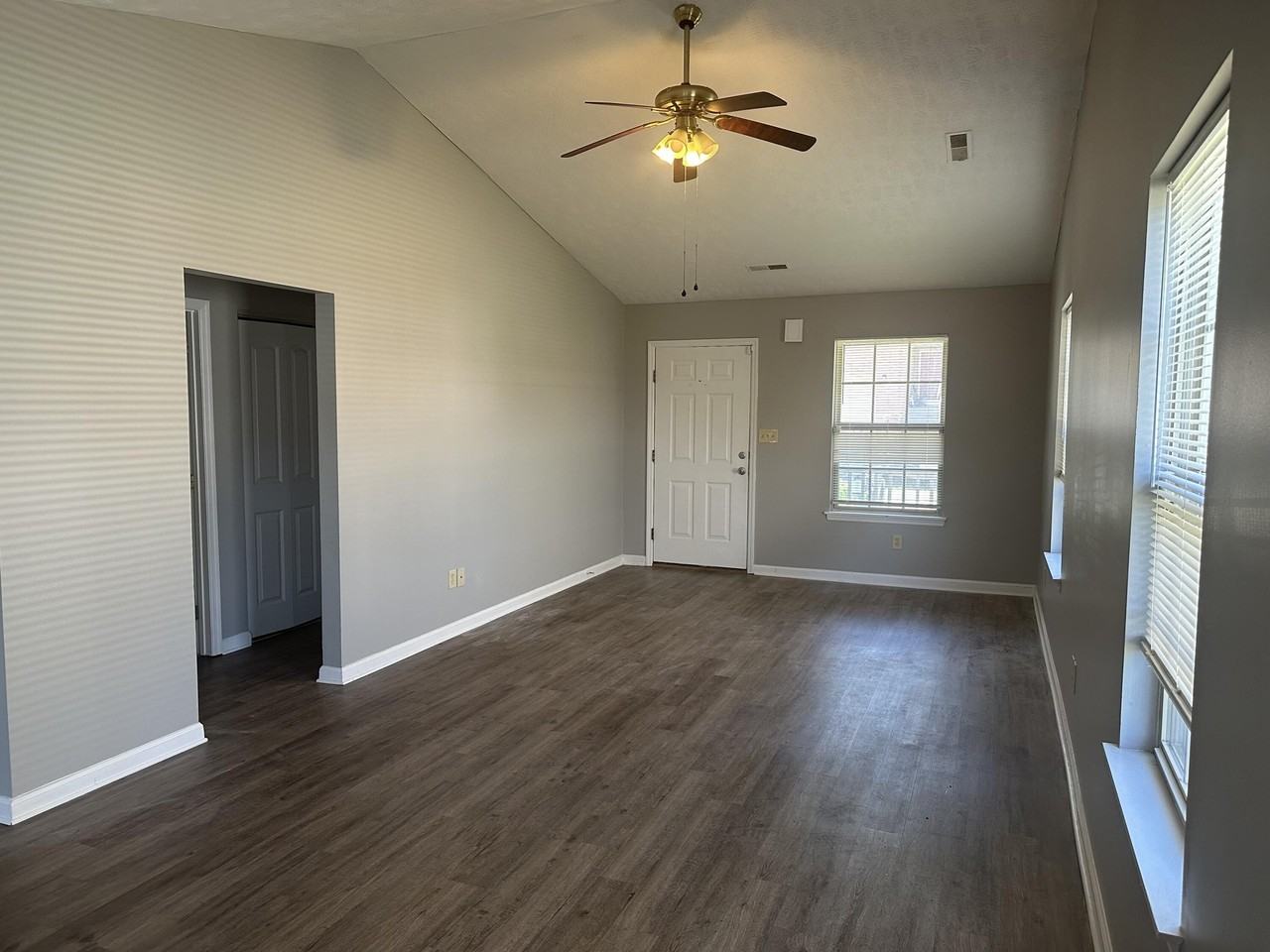 2548 Danielle Ln - Photo 4 of 12