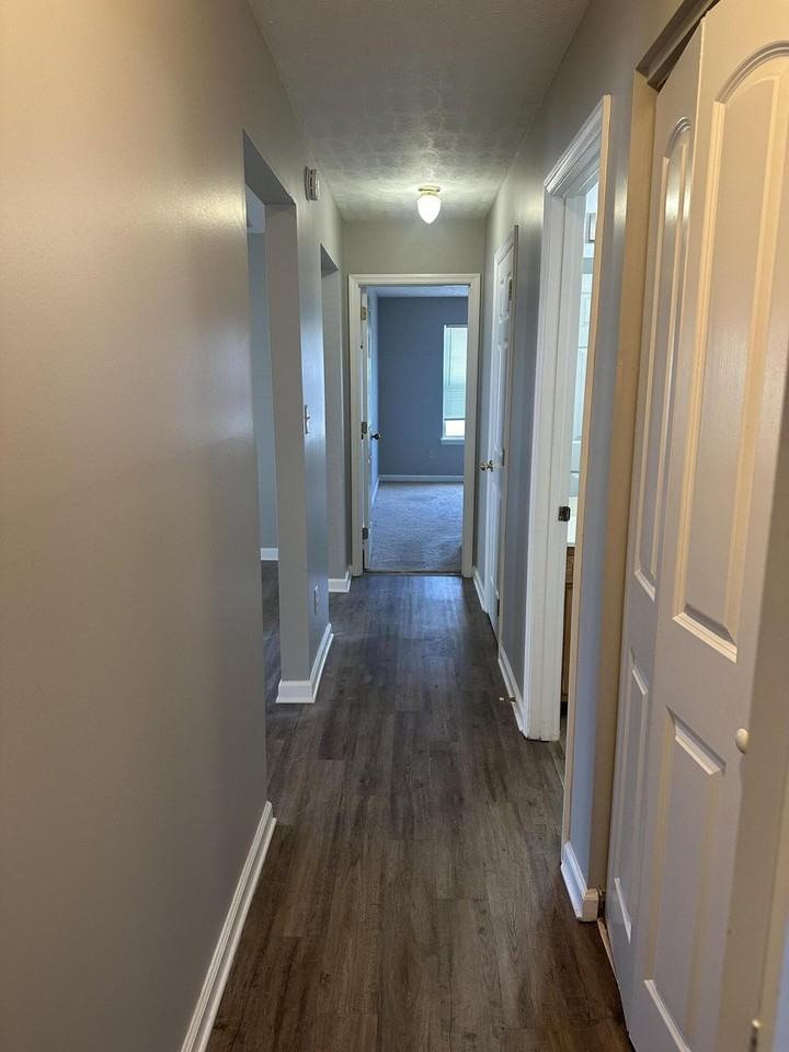 2548 Danielle Ln - Photo 6 of 12