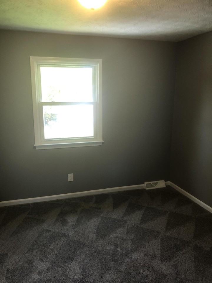 3900 Sundart Dr - Photo 6 of 15