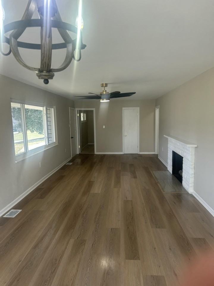 104 Colby Hills Dr - Photo 2 of 17