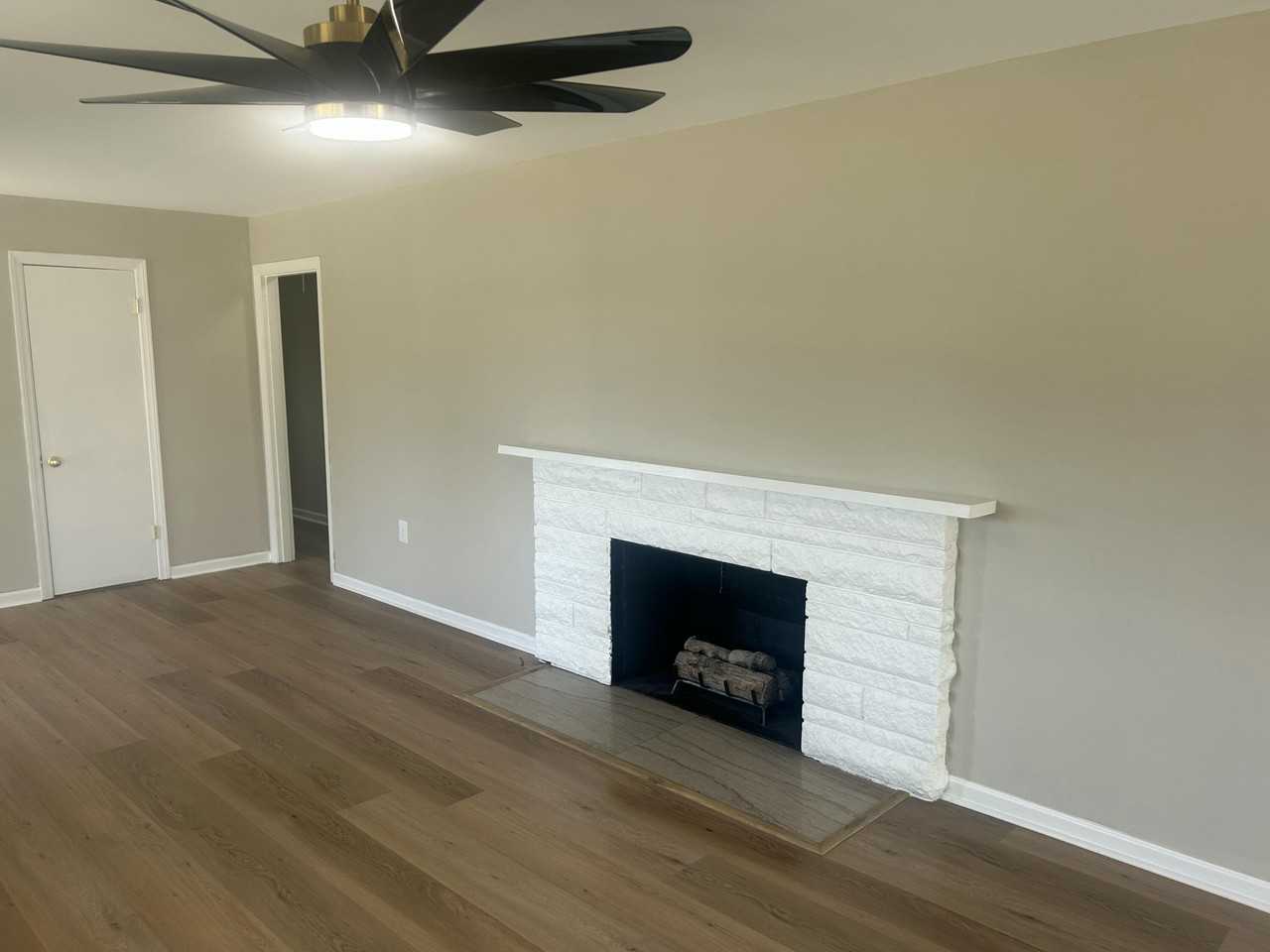104 Colby Hills Dr - Photo 3 of 17