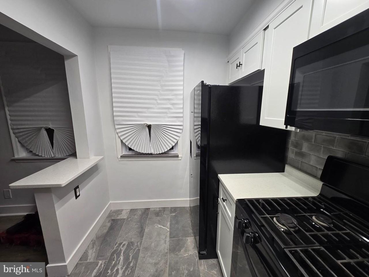 1116 Gleneagle Rd - Photo 4 of 14