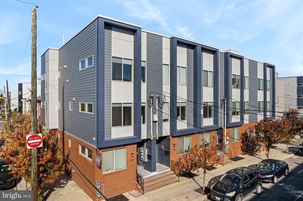 413 West Berks Street, Unit 1 - Photo 2 of 12
