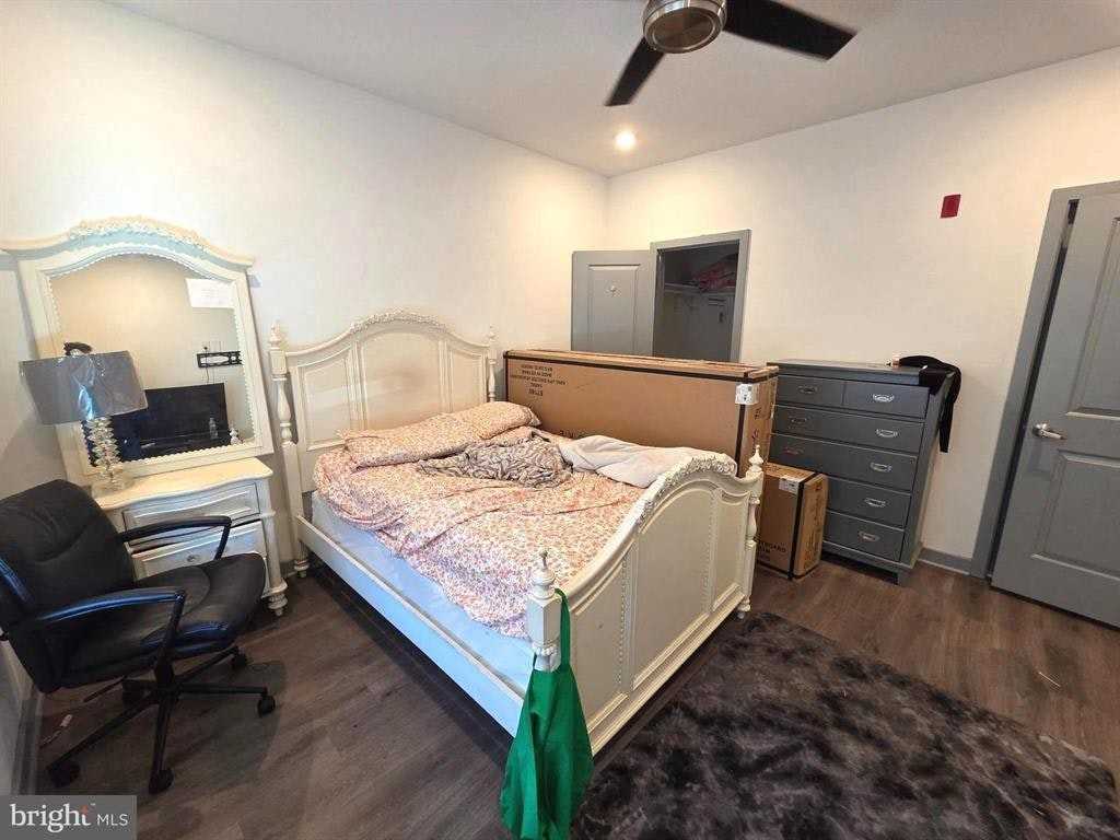 413 West Berks Street, Unit 1 - Photo 6 of 12