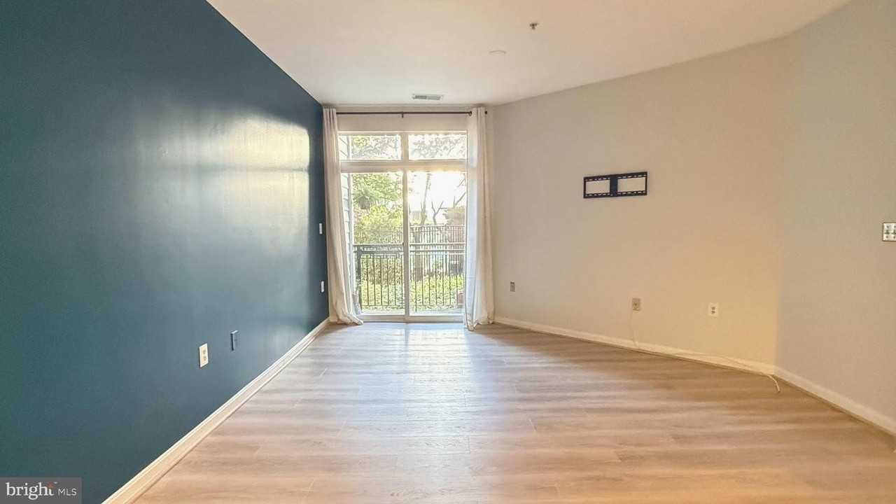 2655 Prosperity Ave - Photo 6 of 12