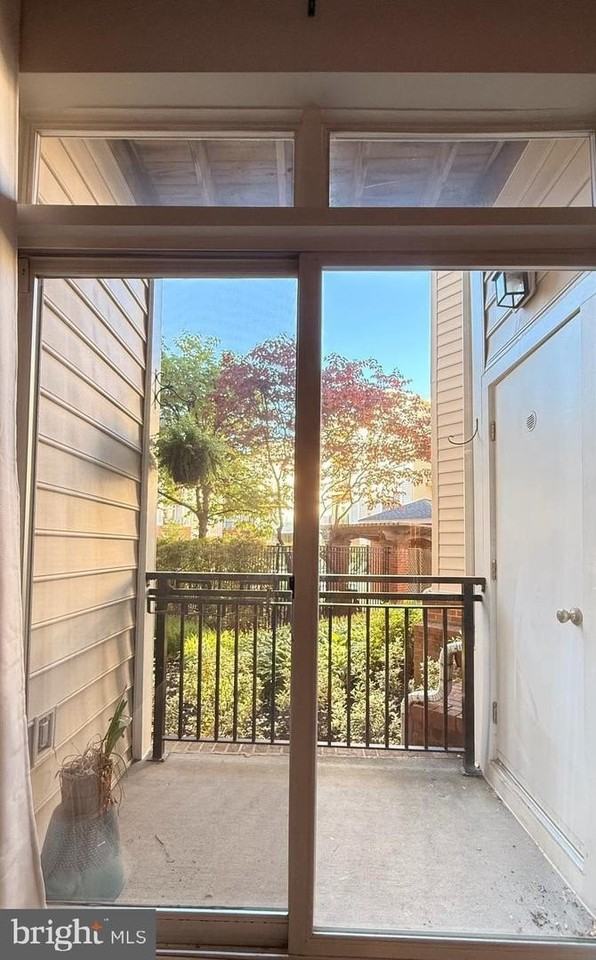 2655 Prosperity Ave - Photo 7 of 12