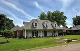 featured image of 3510 Sara Woods Dr