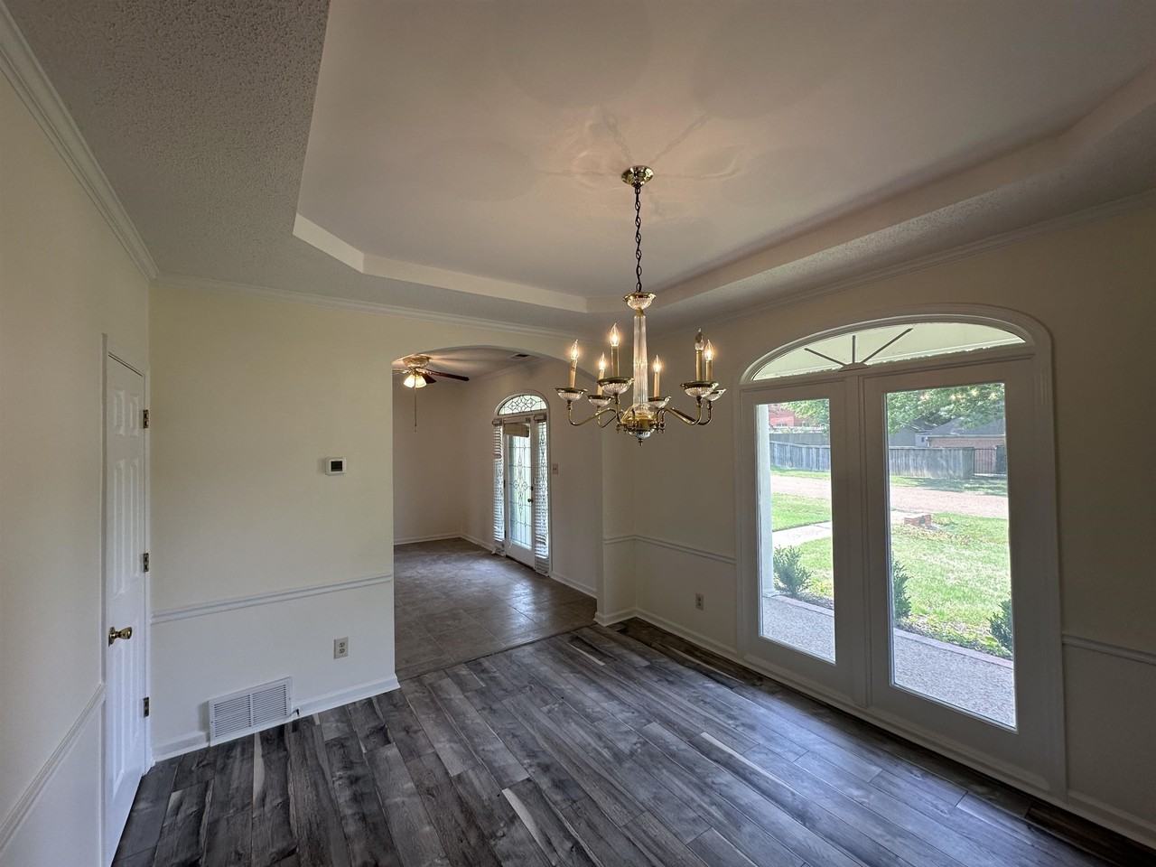 3510 Sara Woods Dr - Photo 4 of 33