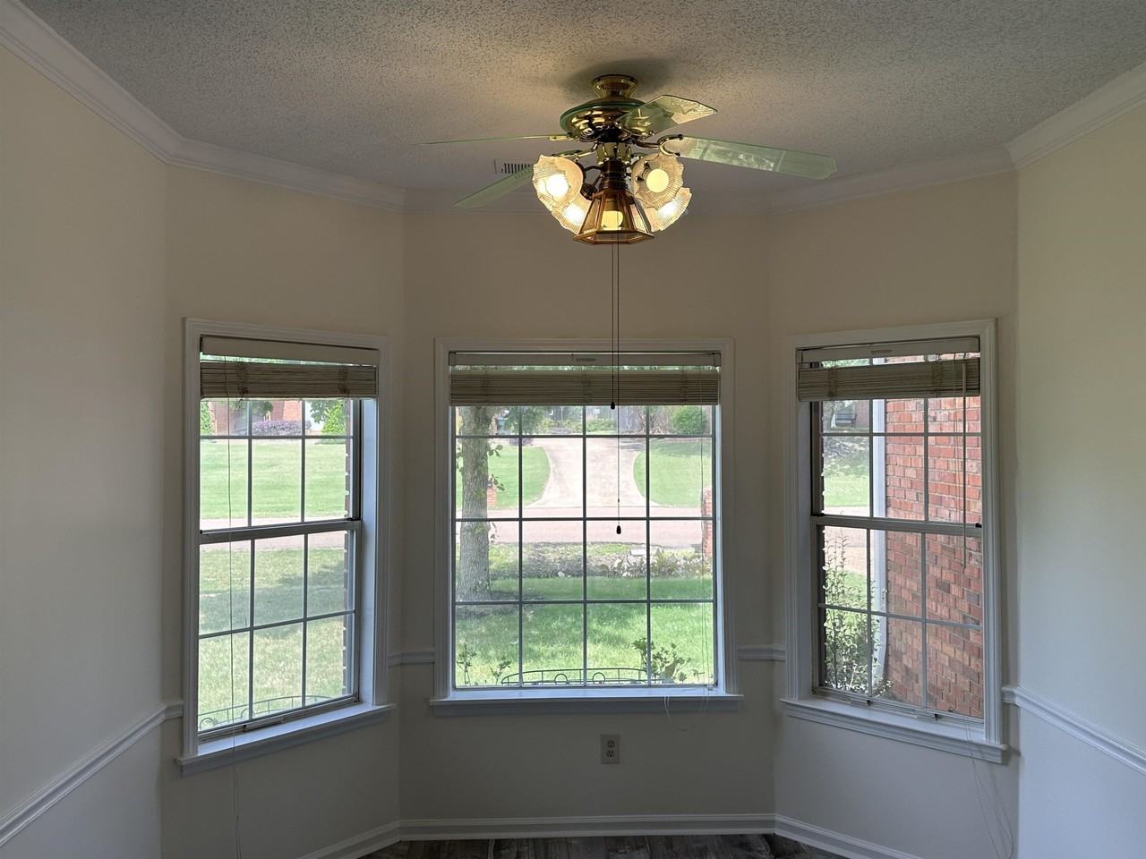 3510 Sara Woods Dr - Photo 7 of 33
