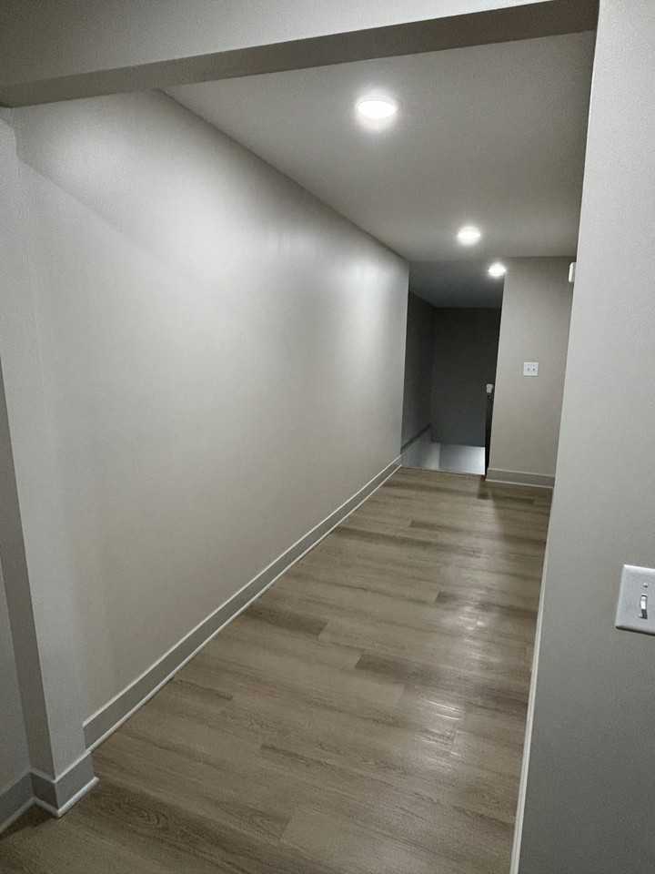 201 Monroe St, Unit 2 - Photo 7 of 24